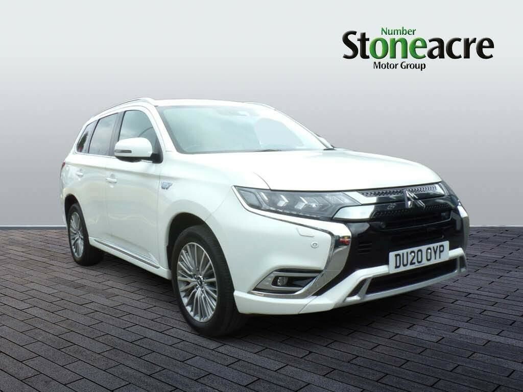 Compare Mitsubishi Outlander 2.4H Twinmotor 13.8Kwh Exceed Safety Cvt 4Wd Euro DU20OYP White