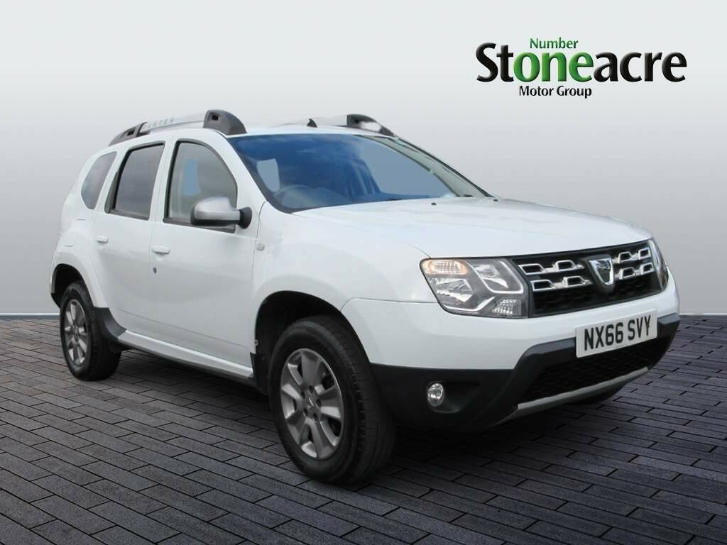 Compare Dacia Duster 1.5 Dci Laureate 4Wd Euro 6 Ss NX66SVY White