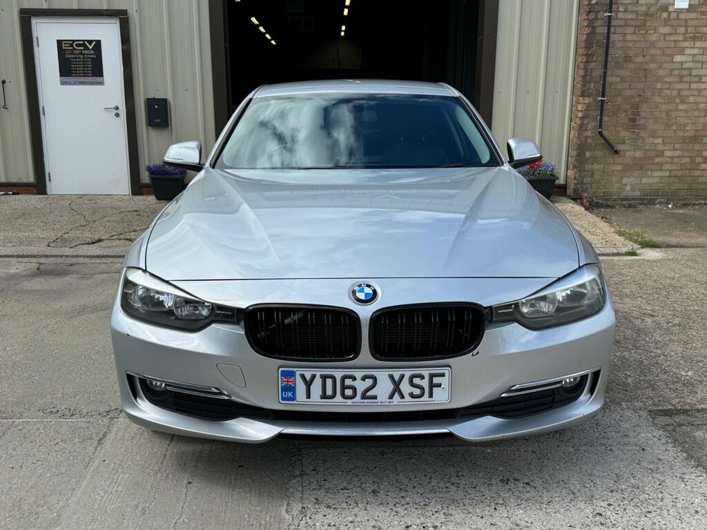 Compare BMW 3 Series Saloon 2.0 320D Luxury Euro 5 Ss 201262 YD62XSF Silver