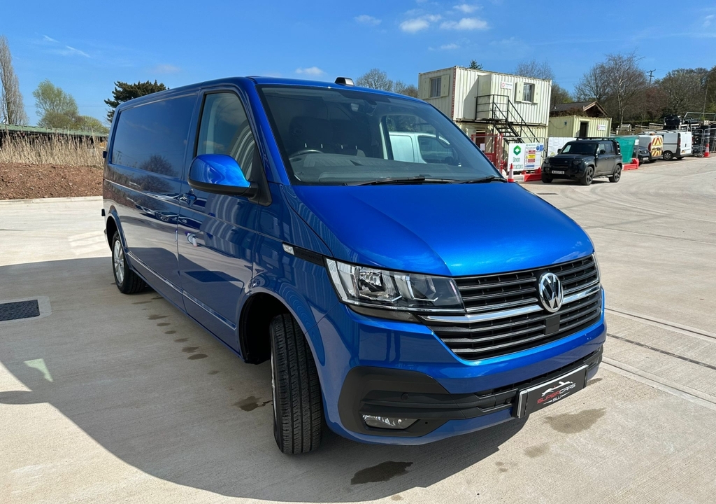 Compare Volkswagen Transporter T30 Lwb 150 Highline VO21OTH Blue