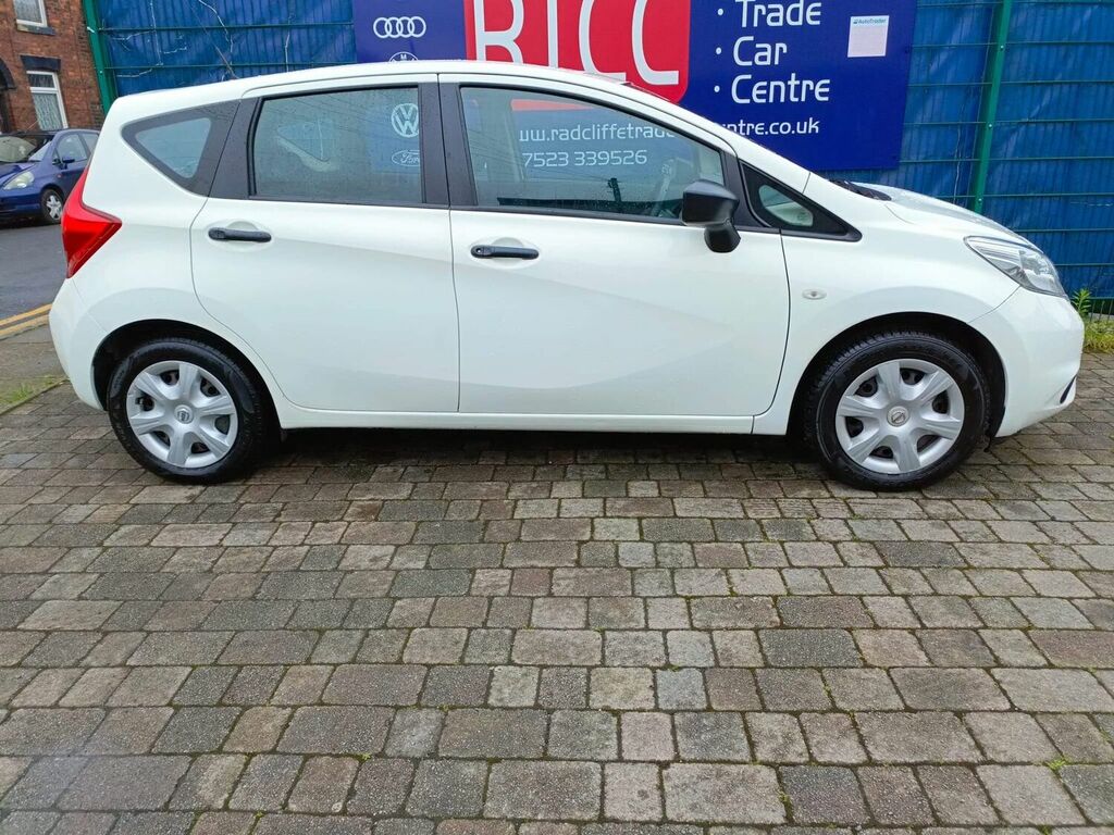 Compare Nissan Note Hatchback 1.2 12V Visia Euro 5 Ss 201616 BP16YWH White