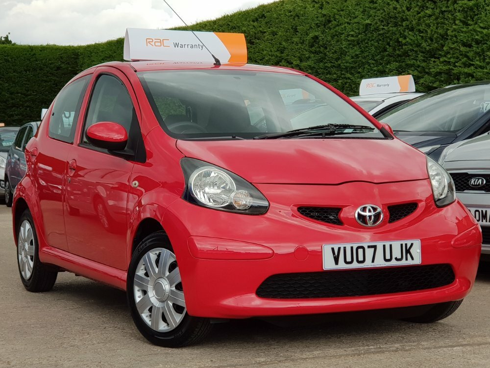 Compare Toyota Aygo 1.0 Vvt Plus Locally Owned VU07UJK Red