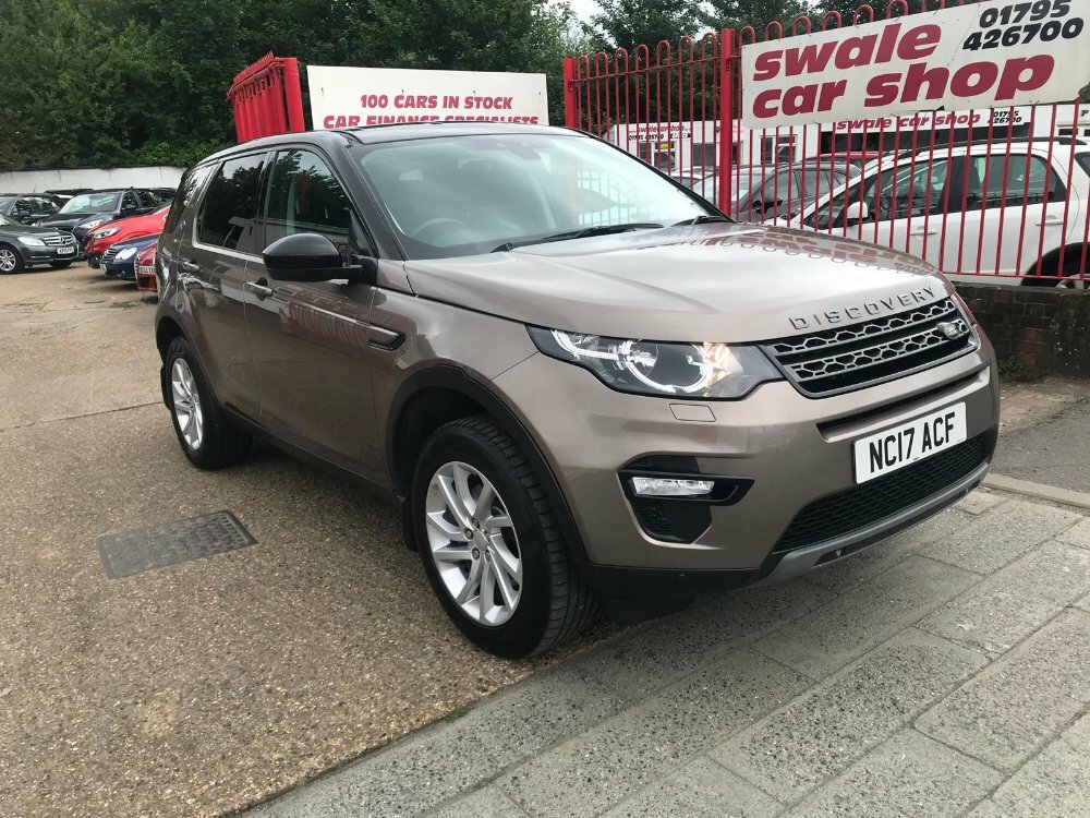 Compare Land Rover Discovery Sport 2.0 Td4 180 Se Tech NC17ACF Brown
