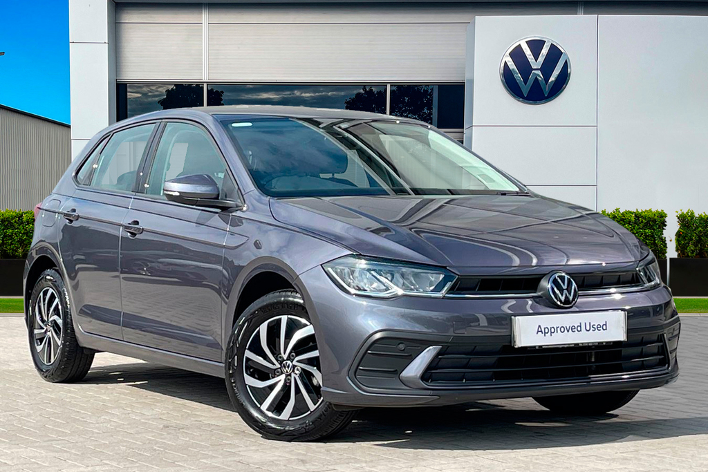Compare Volkswagen Polo Mk6 Facelift 2021 1.0 80Ps Life MJ22RZX Grey
