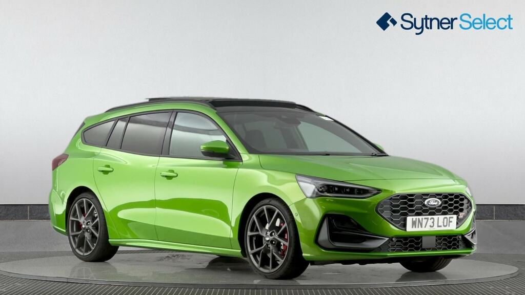Compare Ford Focus 2.3 Ecoboost St WN73LOF Green