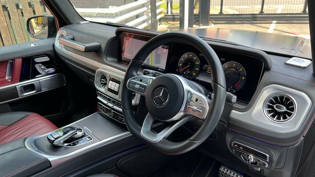 Compare Mercedes-Benz G Class G400d Amg Line Premium Plus 9G-tronic BU21XKA Black