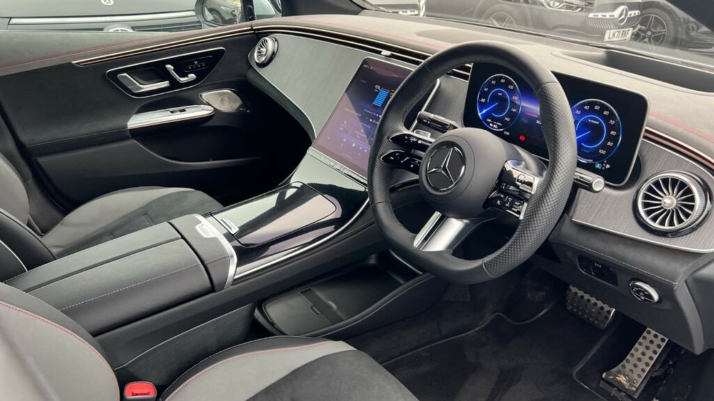 Compare Mercedes-Benz EQE Eqe 300 180Kw Amg Line Premium Plus 89Kwh KM23UUL Silver