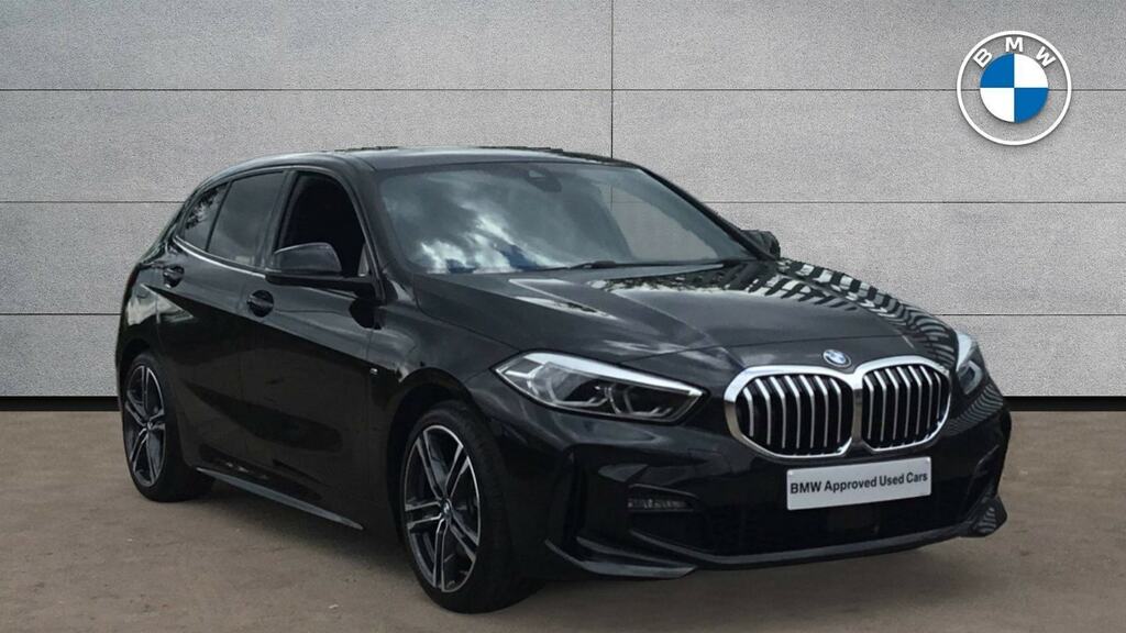 Compare BMW 1 Series 118D M Sport VE70EXU Black