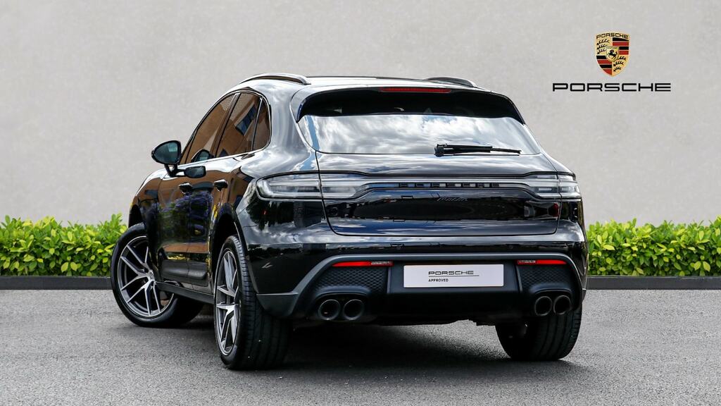 Compare Porsche Macan 5dr Pdk MF71AVX Black