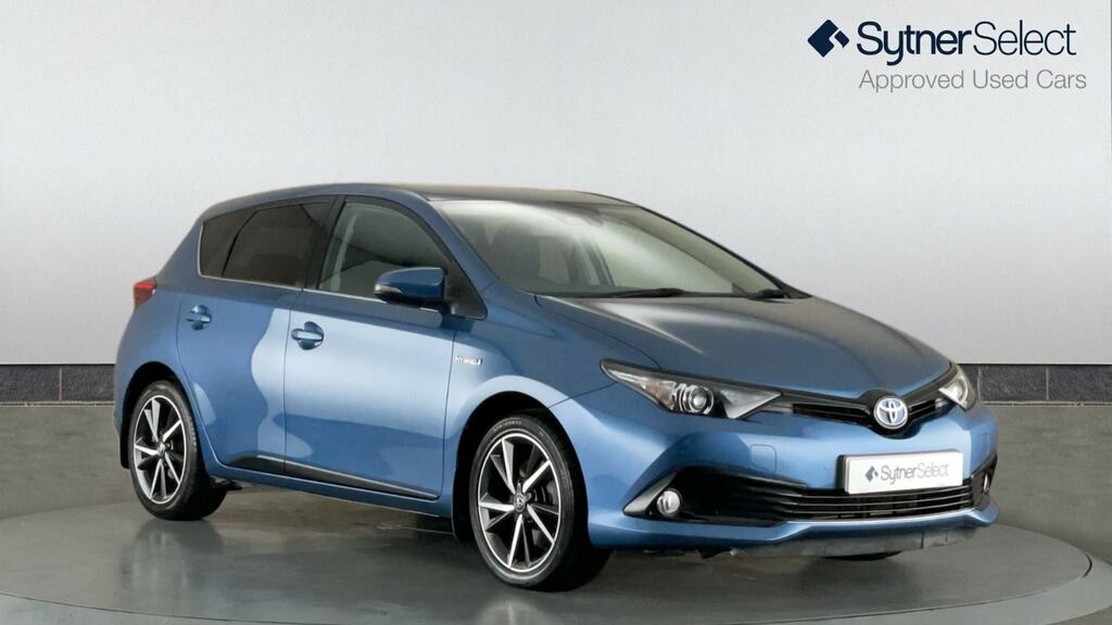 Compare Toyota Auris 1.8 Hybrid Design Bi-tone Tss Cvt Nav KF18EUX Blue