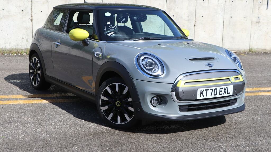 Compare Mini Electric 135Kw Cooper S Level 3 33Kwh KT70EXL Grey