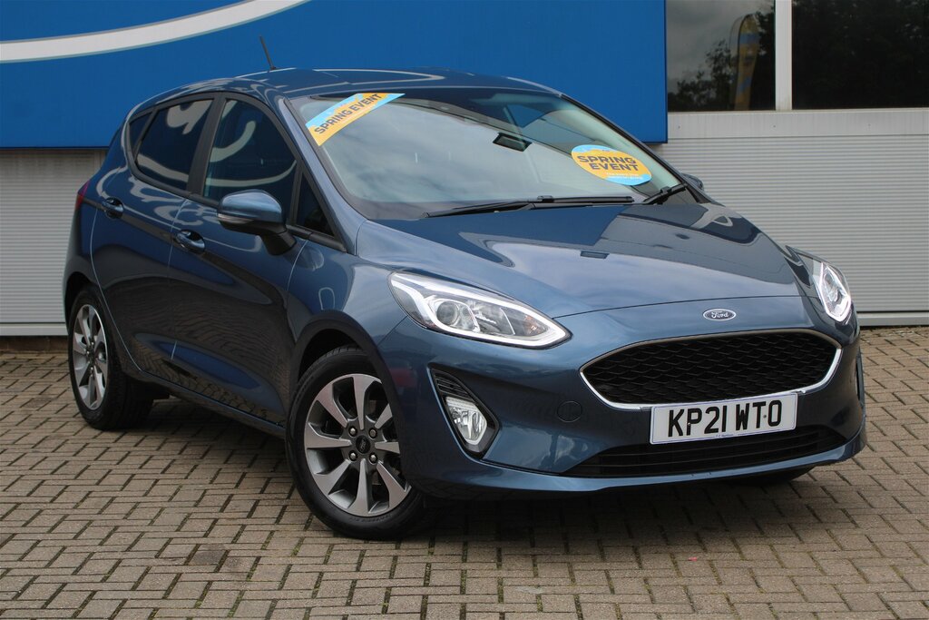 Compare Ford Fiesta 1.0 Ecoboost 95 Trend Navigation KP21WTO Blue
