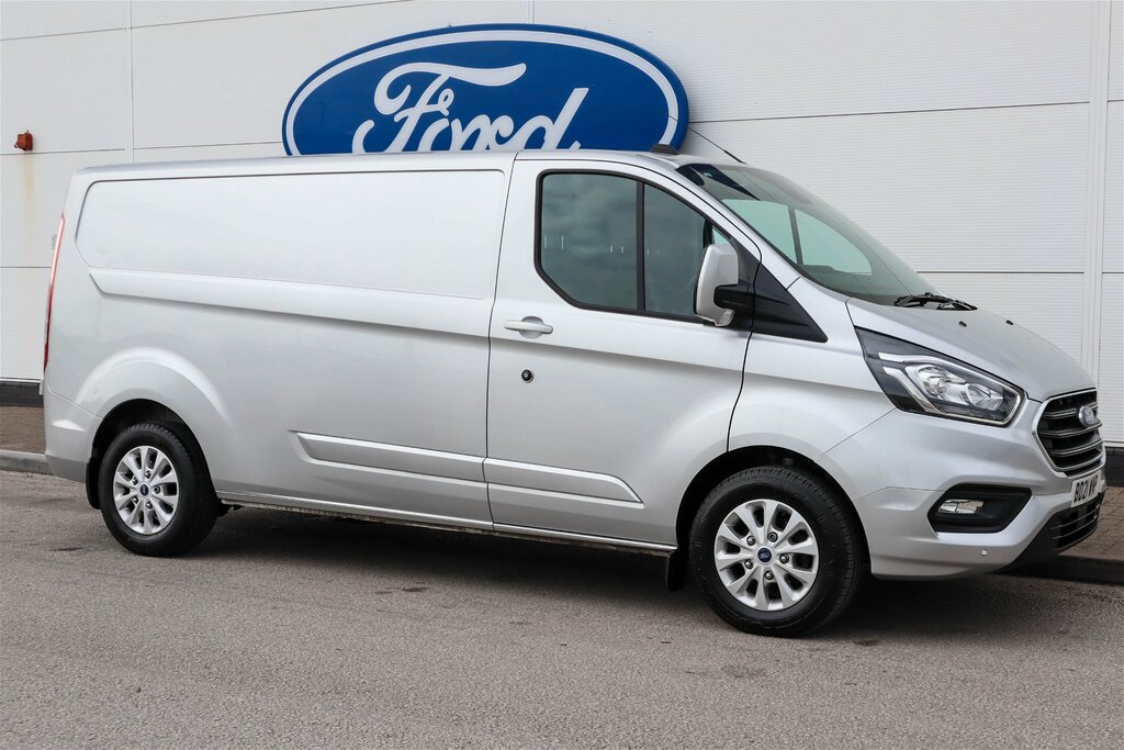 Compare Ford Transit Custom Custom 2.0 Ecoblue 130Ps Low Roof Limited Van BD21WNP Silver
