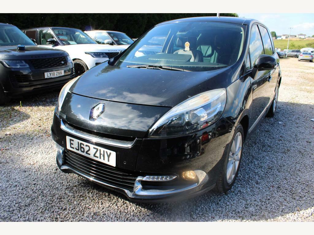 Compare Renault Scenic Dynamique Tom Tom EJ62ZHY Black