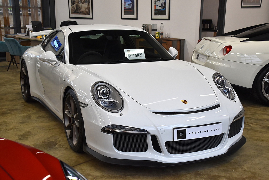 Compare Porsche 911 991.1 Gt3 U254 Ulez  White