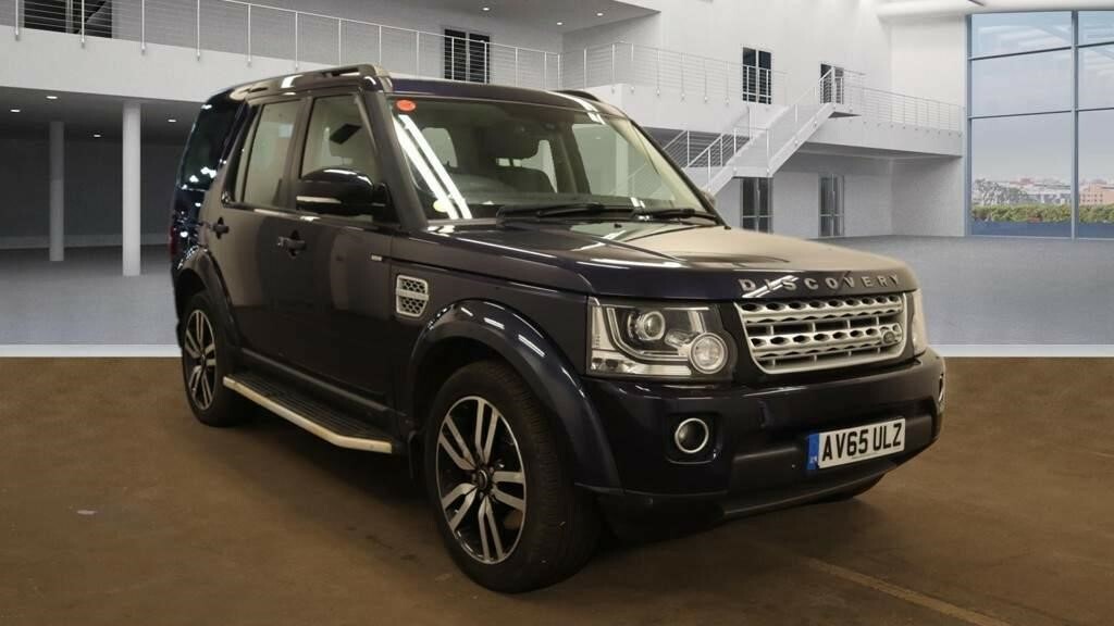 Compare Land Rover Discovery 3.0 4 Sd V6 Hse Luxury 4Wd Euro 6 Ss AV65ULZ Blue
