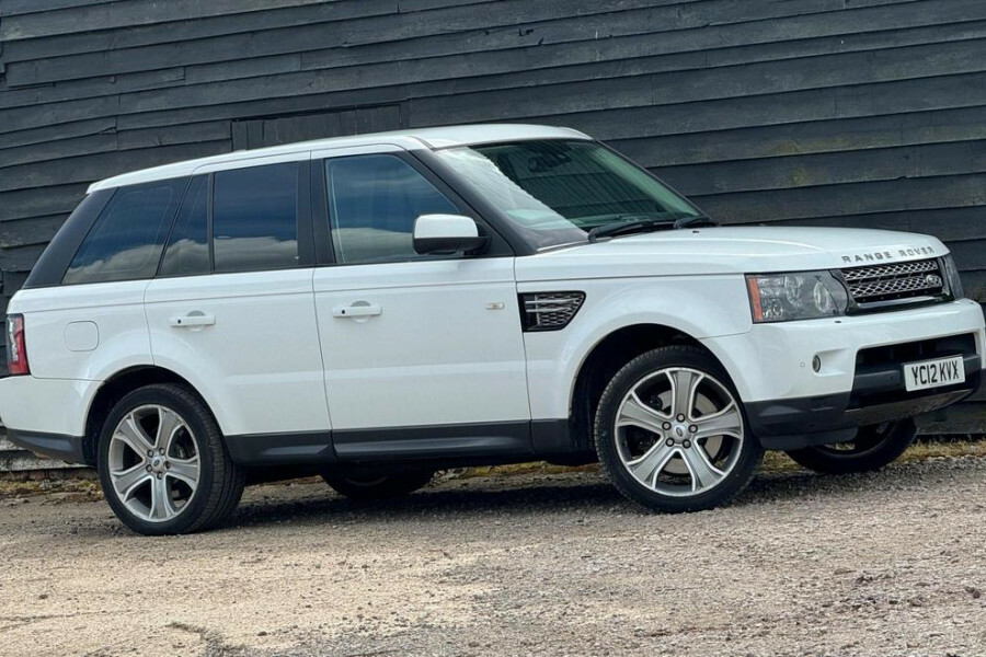 Compare Land Rover Range Rover Sport Diesel YC12KVX White