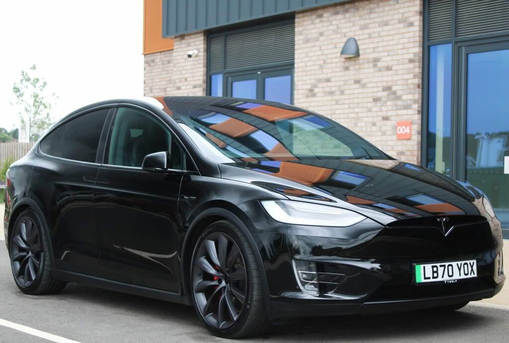 Compare Tesla Model X 4X4 Dual Motor Performance 4Wde Ludicr LB70YOX Black