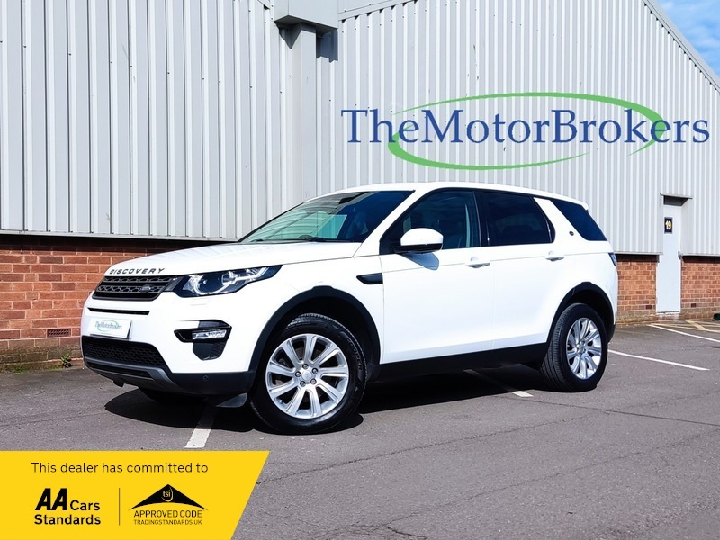 Compare Land Rover Discovery Sport Discovery Sport Se Tech Td4 LG66ZZA White