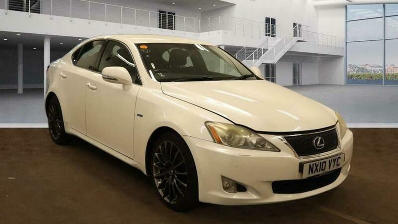 Compare Lexus IS 2.5 250 F Sport NX10VYC White