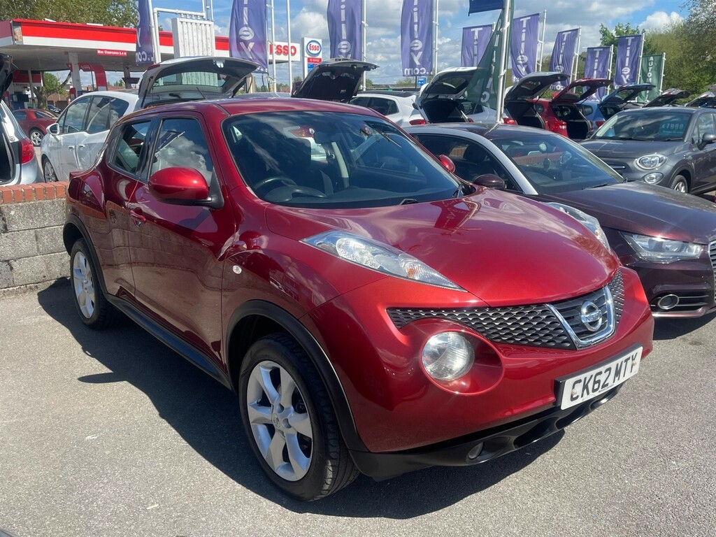 Compare Nissan Juke 1.5 Dci 8V Acenta Euro 5 Ss CK62MTY Red