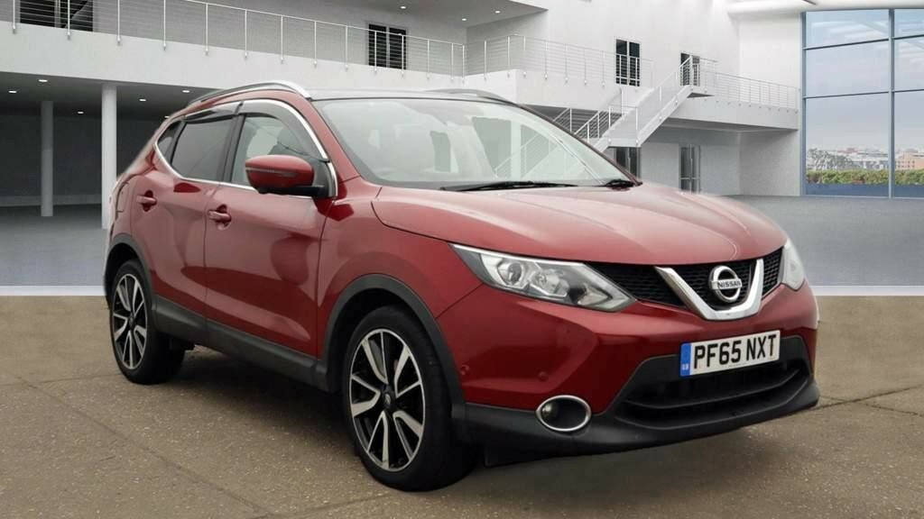 Compare Nissan Qashqai 1.2 Dig-t Tekna Xtron 2Wd Euro 6 Ss PF65NXT Red