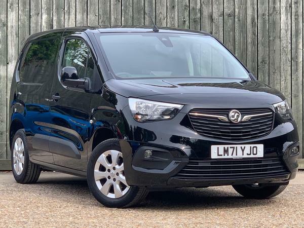Compare Vauxhall Combo Griffin LM71YJO Black