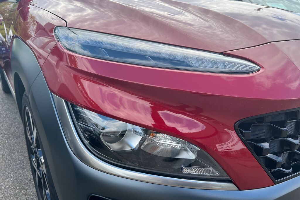 Compare Hyundai Kona 1.0 T Gdi Mhev Premium Suv Hybrid Manua EA22UZM Red