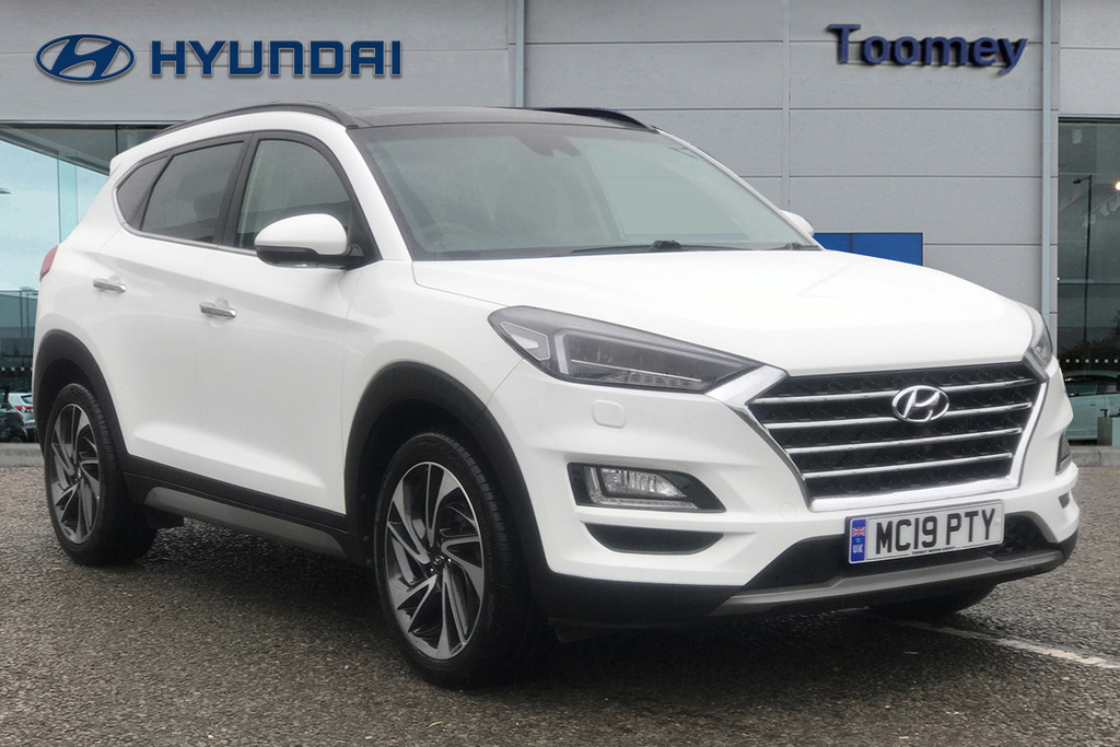 Compare Hyundai Tucson 1.6 T Gdi Premium Se Suv Dct MC19PTY White