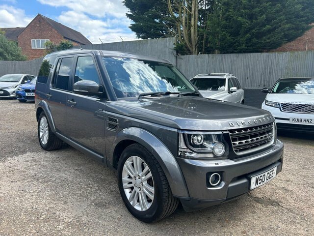 Compare Land Rover Discovery 3.0L Sdv6 Graphite 255 Bhp W50GEE Grey