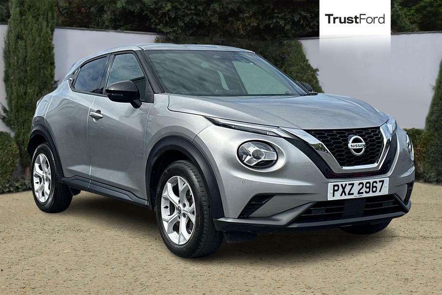 Compare Nissan Juke Juke N-connecta Dig-t PXZ2967 Silver