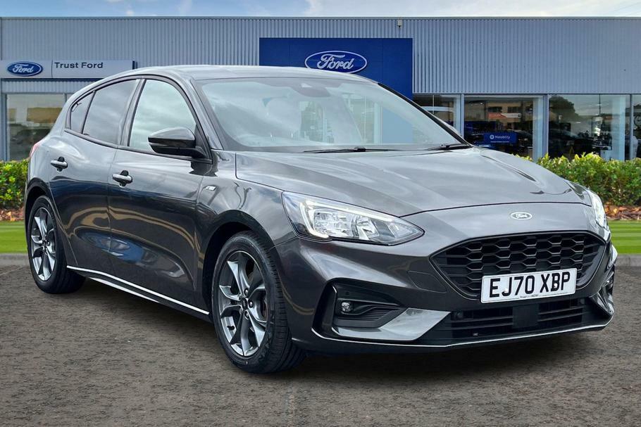 Compare Ford Focus 1.0 Ecoboost Hybrid Mhev 125 St-line Edition EJ70XBP Grey
