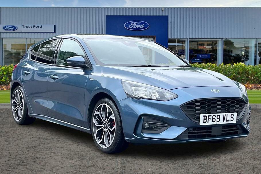 Compare Ford Focus St-line X BF69VLS Blue