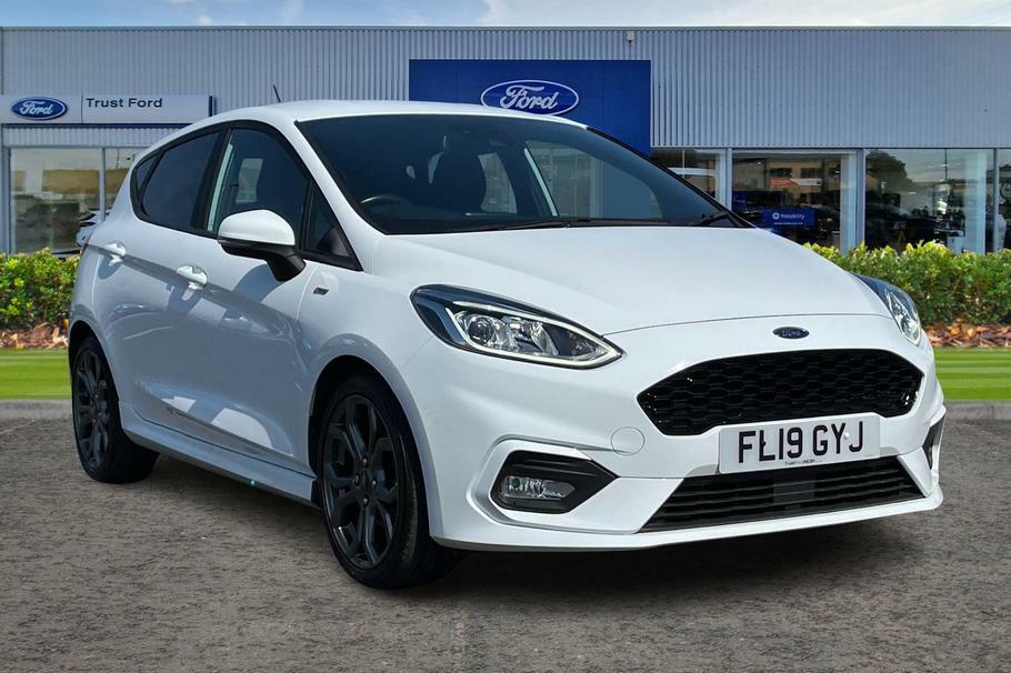 Compare Ford Fiesta 1.0 Ecoboost 125 St-line FL19GYJ White