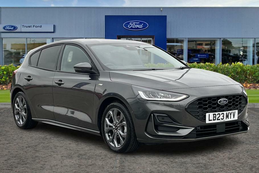 Compare Ford Focus St-line Edition 1.0 155Ps Mhev Inc Parking Pac LB23MYV Grey