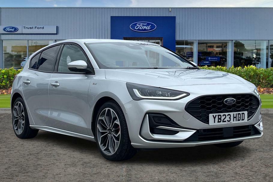 Compare Ford Focus 1.0 Ecoboost St-line X 5Dr- With Heads Up Display YB23HDD Silver