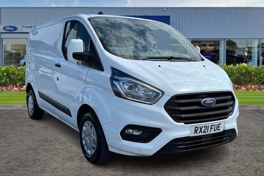 Compare Ford Transit Custom Custom 2.0 Ecoblue 130Ps Low Roof Trend Van RX21FUE White