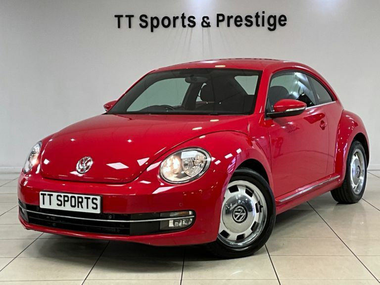 Compare Volkswagen Beetle 2.0 Tdi 150 Design Dsg, 17Alloys, Parking Sen PK65VND Red
