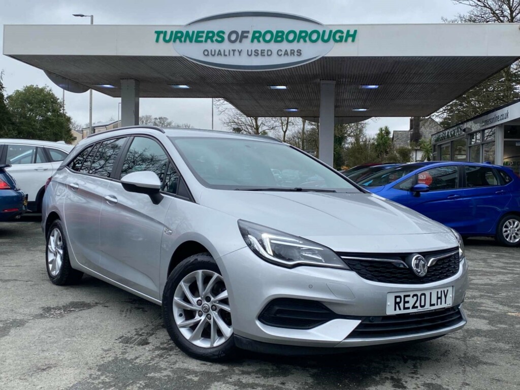 Compare Vauxhall Astra 1.2L Business Edition Nav T RE20LHY Silver