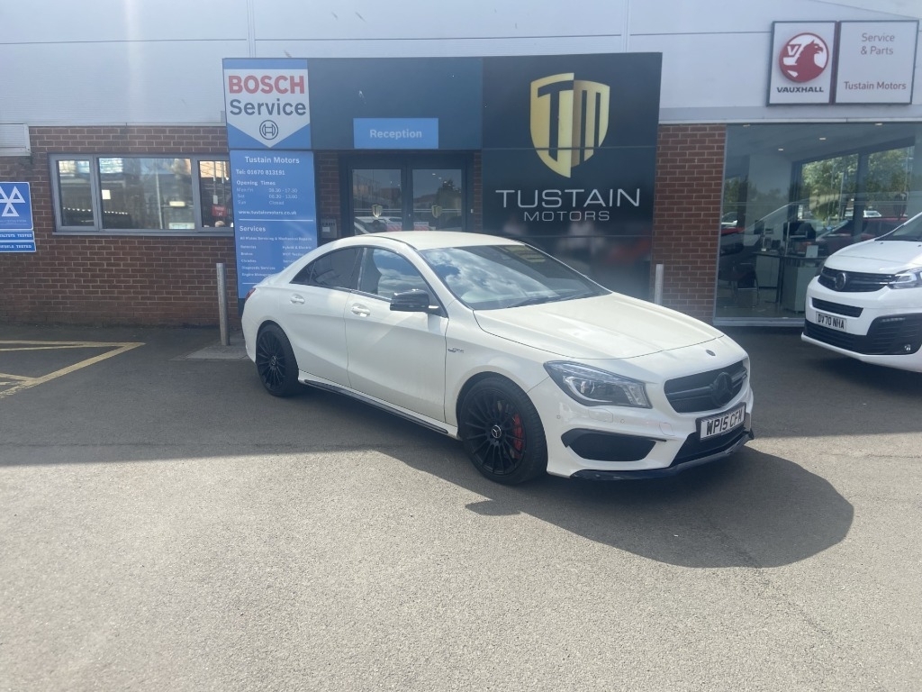 Mercedes-Benz CLA Class Mercedes Benz Cla 2.0 Cla45 Amg 4Matic Coupe White #1
