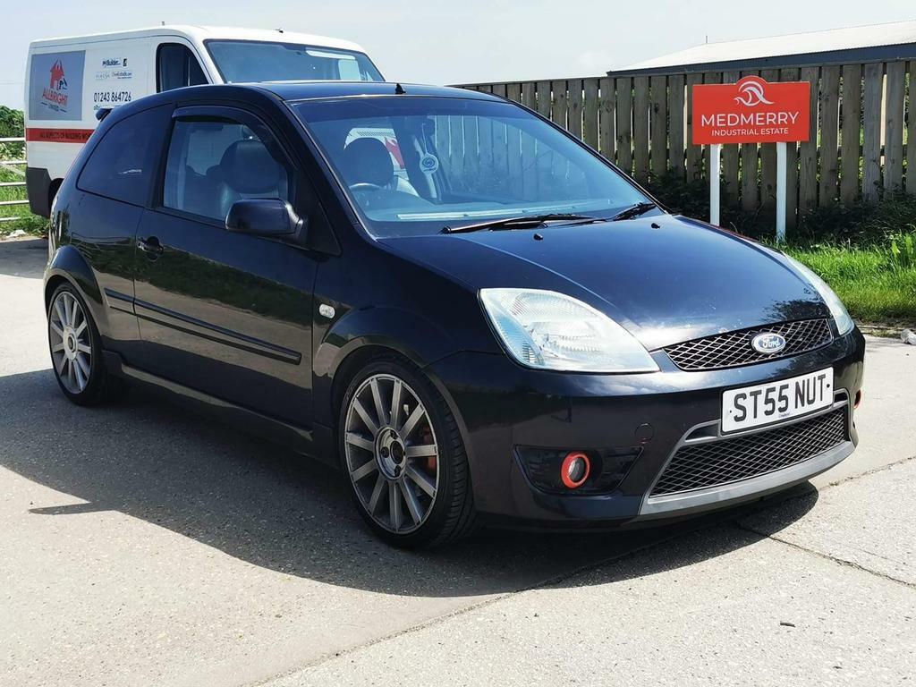 Compare Ford Fiesta 2.0 St ST55NUT Black