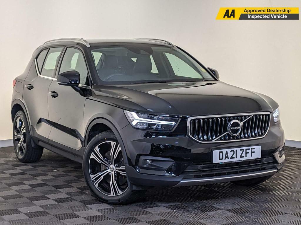 Volvo XC40 1.5H T5 Twin Engine Recharge 10.7Kwh Inscription P Black #1