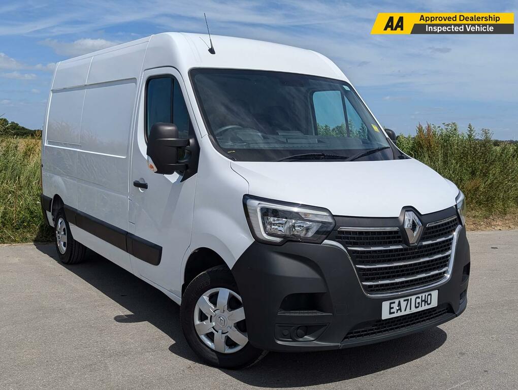 Compare Renault Master 2.3 Dci 35 Business Fwd Mwb Medium Roof Euro 6 EA71GHO White