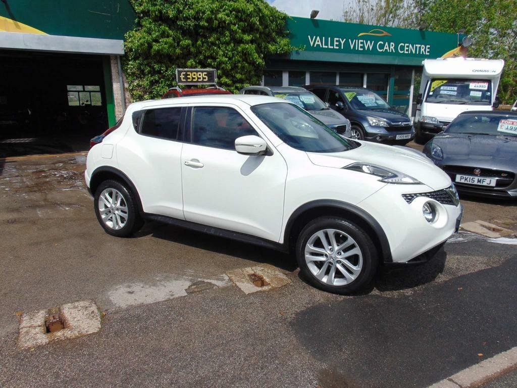 Compare Nissan Juke 1.2 Dig-t N-connecta Euro 6 Ss ND65XKB White