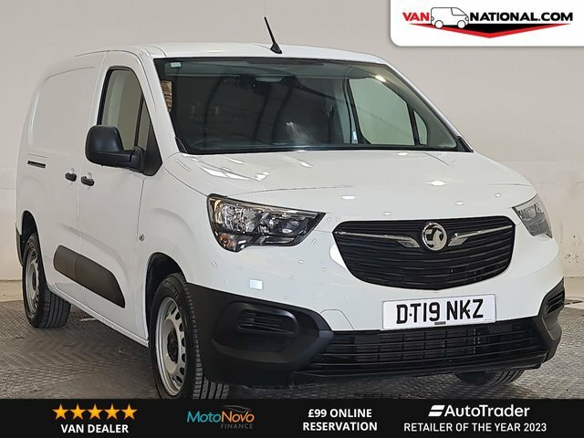 Compare Vauxhall Combo Diesel DT19NKZ White