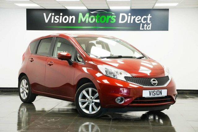 Compare Nissan Note Note Tekna Dig-s ST64USF Red