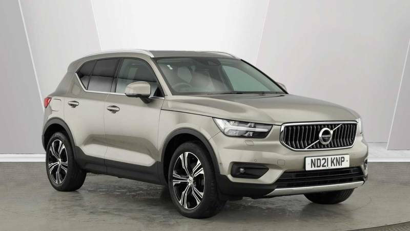 Compare Volvo XC40 B4 Awd Inscription Pro ND21KNP Grey