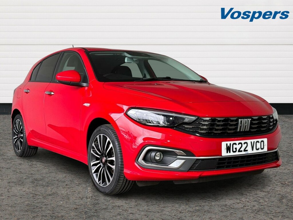 Compare Fiat Tipo 1.0 Life WG22VCO Red