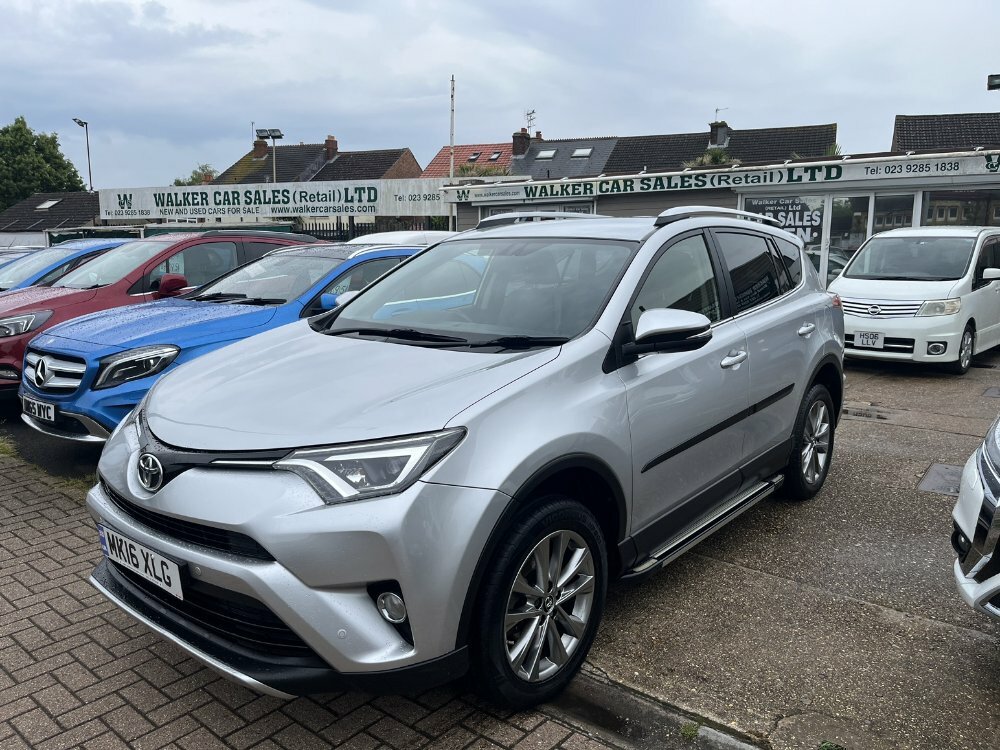 Compare Toyota Rav 4 D-4d Excel MK16XLG Silver