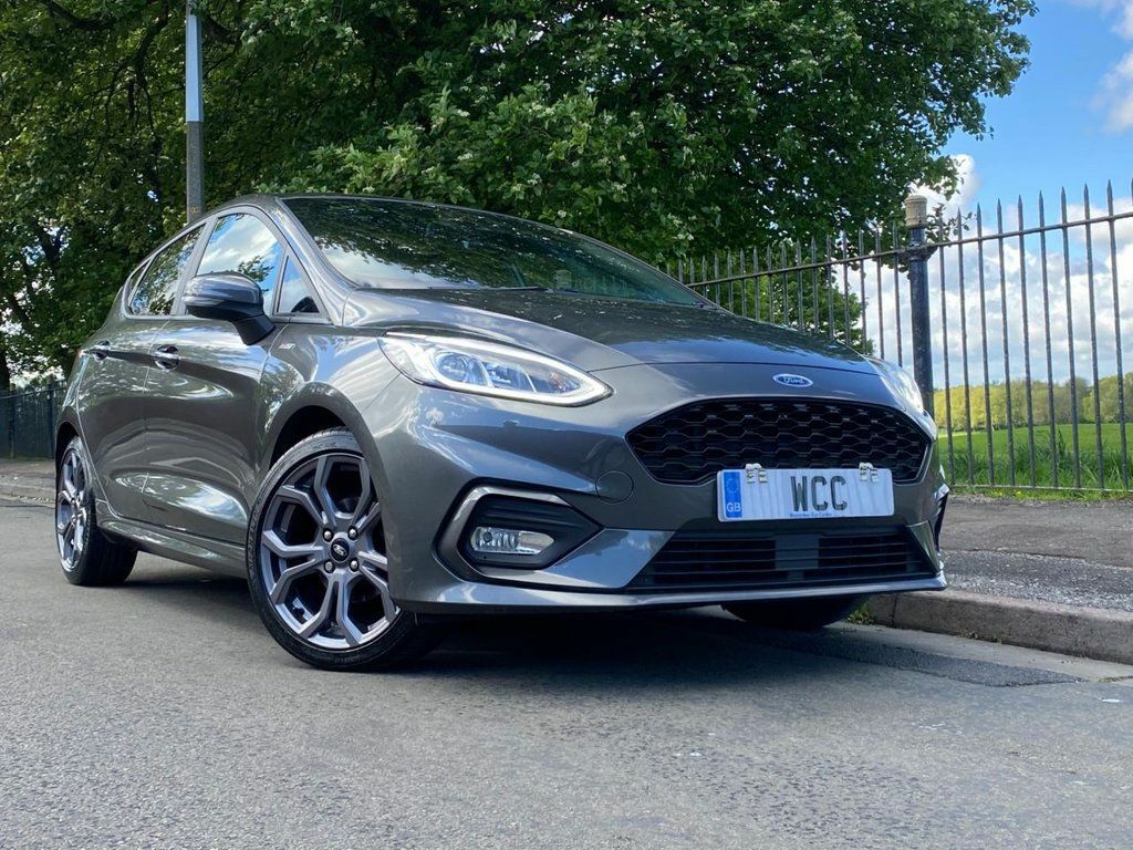 Compare Ford Fiesta St-line WP19CYS Grey